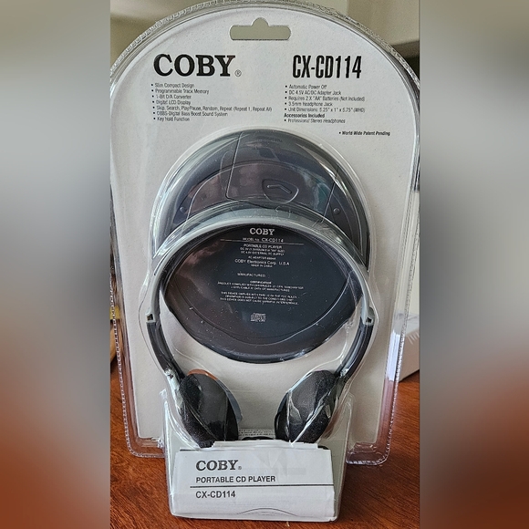 Coby CX-CD114 Personal CD Player w/ Adaptor - Picture 2 of 3